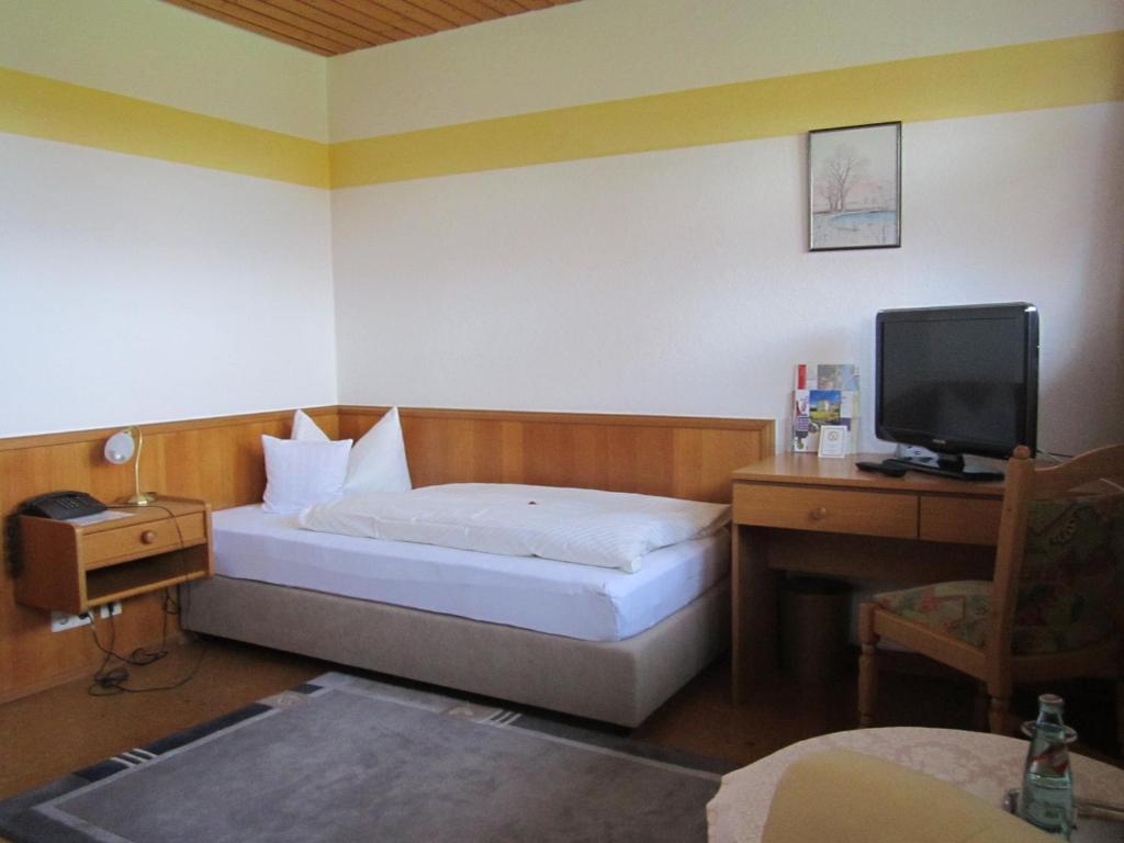Hotel Landgasthof Kranz Хюфинген Номер фото