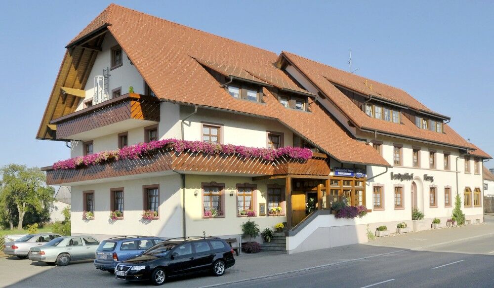 Hotel Landgasthof Kranz Хюфинген Экстерьер фото